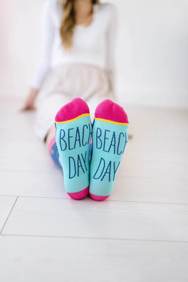 Beach Day Ladies - Image 2