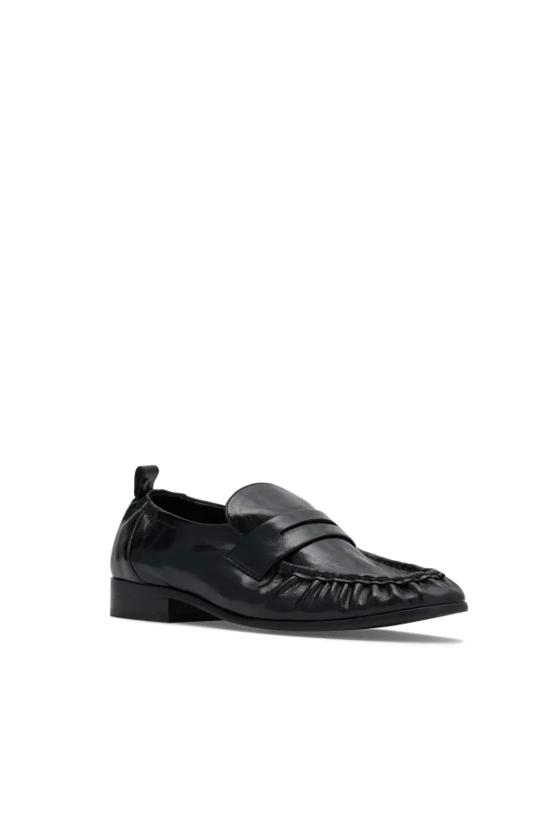 THE CAMDEN BLACK LOAFER - Image 4