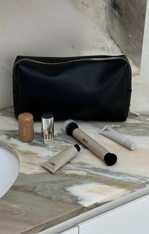 THE CLAUDIA BLACK MAKEUP BAG - Image 5