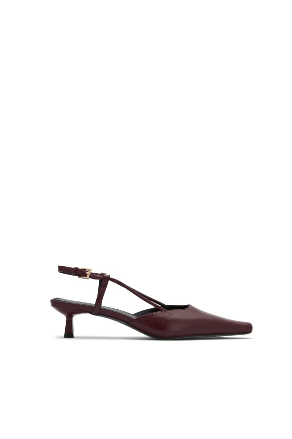 THE DOLLY BURGUNDY HEEL