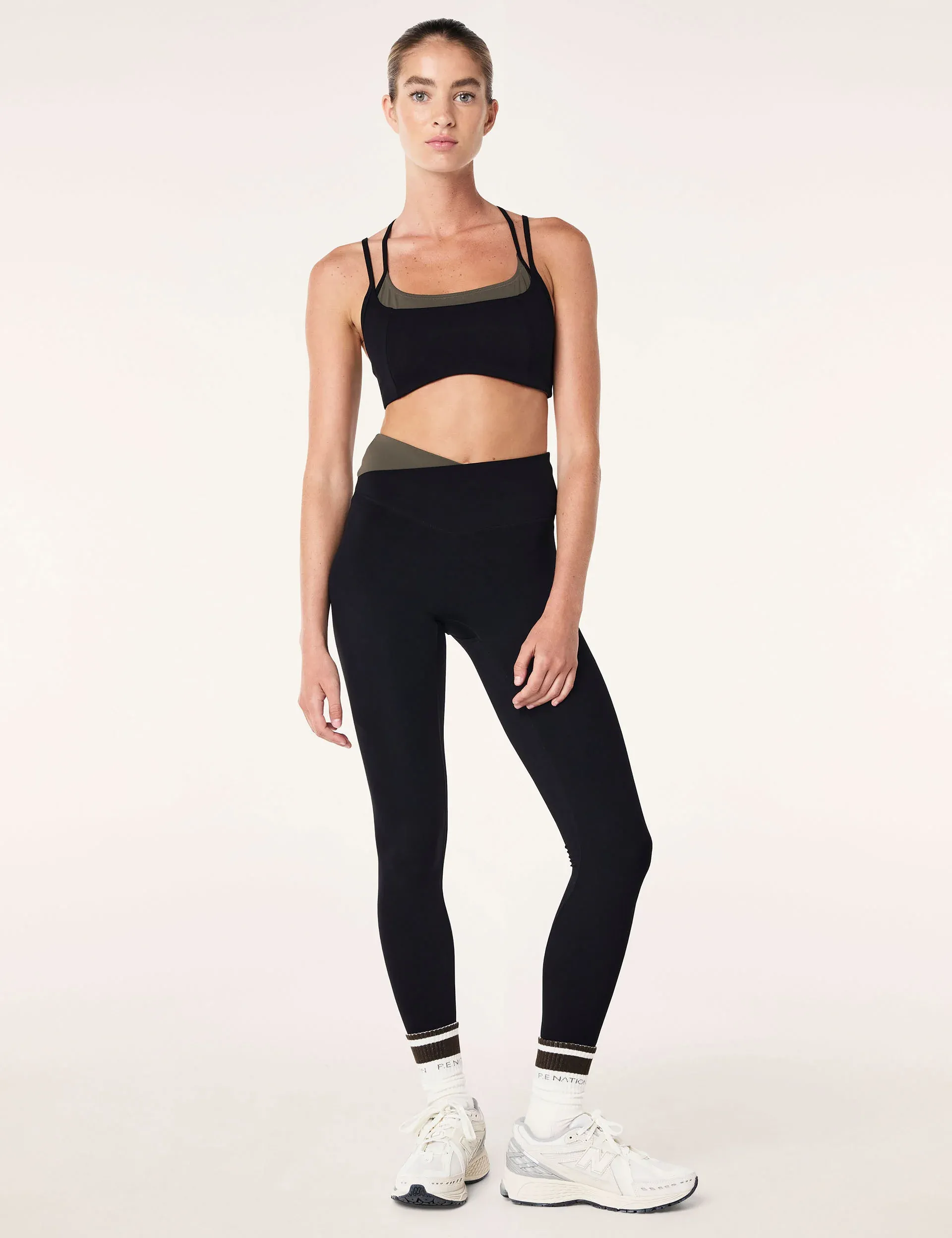 Wander Full Length Legging - Black - Image 3