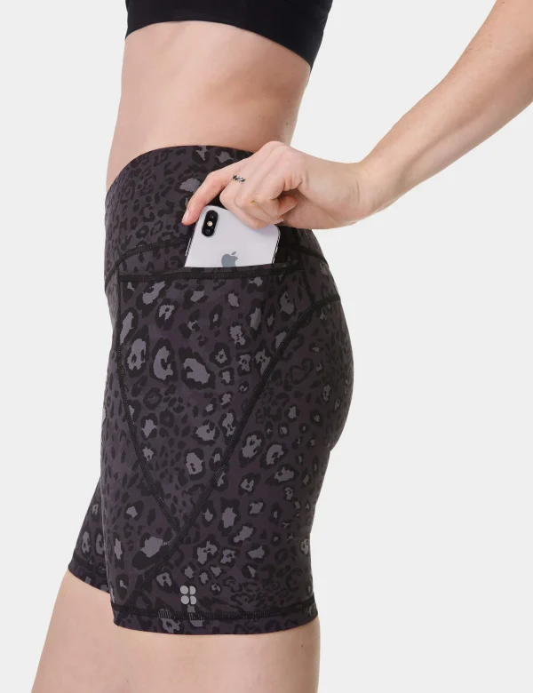Power 6" Cycling Shorts - Black Luxe Leopard - Image 3